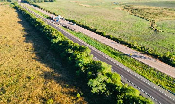 Ministro entrega trecho duplicado da BR-290 e autoriza novas obras no RS