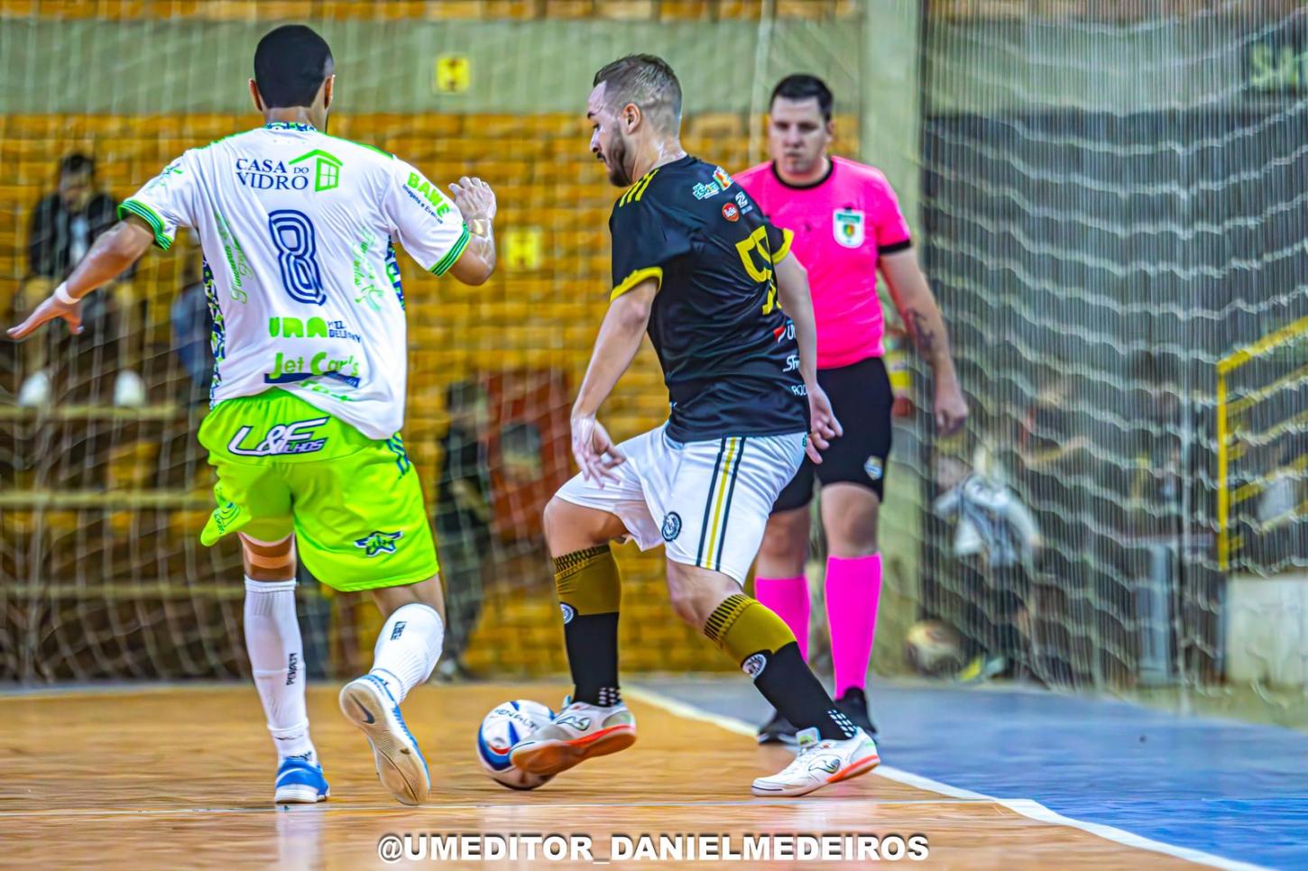 Nadas Branco vence por 7 a 1 e se mantém vivo na Taça Farroupilha