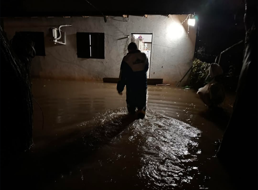 Chuva provoca alagamentos em Rio Pardo