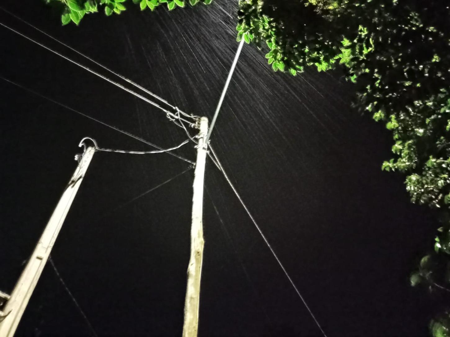Começa a chover na cidade histórica