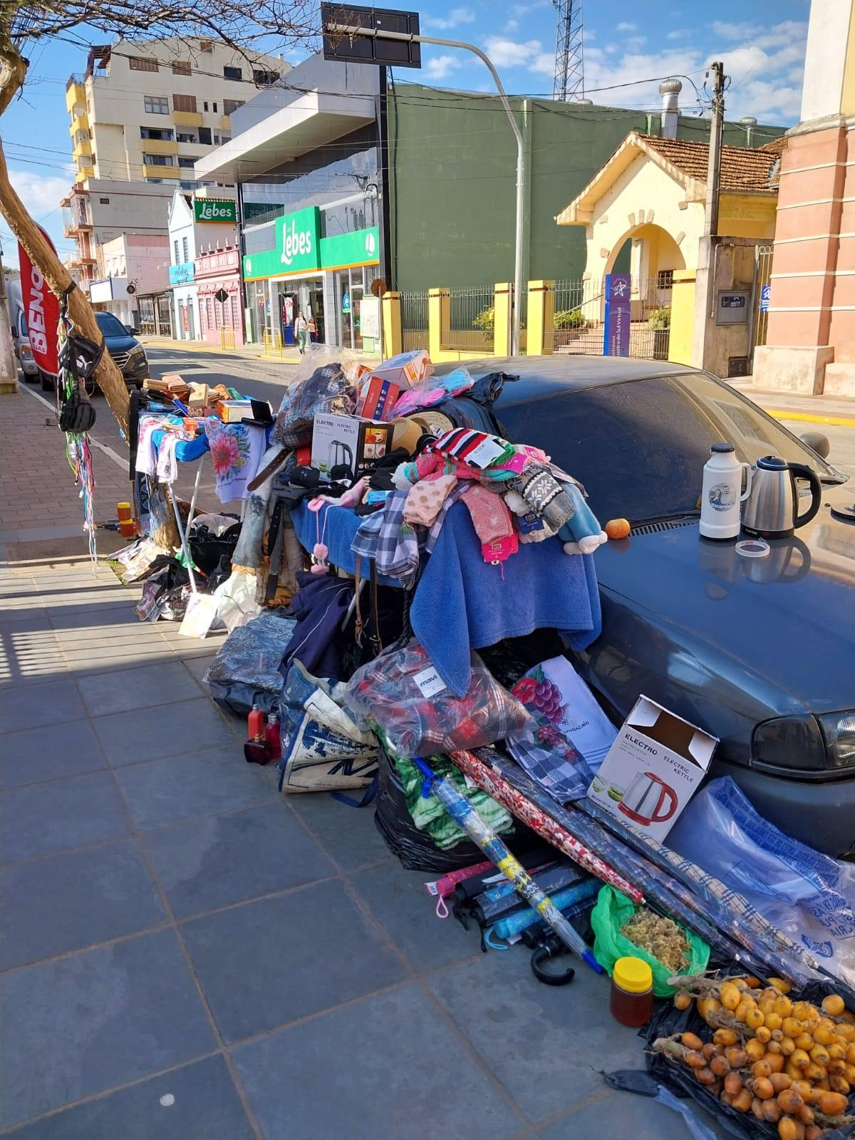 Ambulantes terão que sair das calçadas das ruas centrais