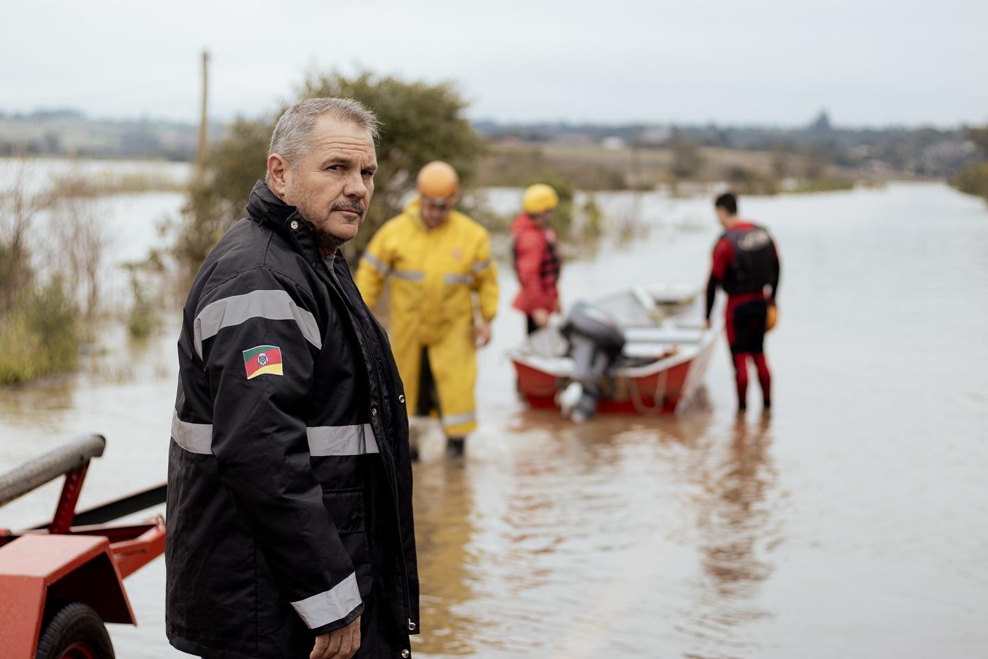 Com Jacuí e Pardo baixando, famílias retornam para casa