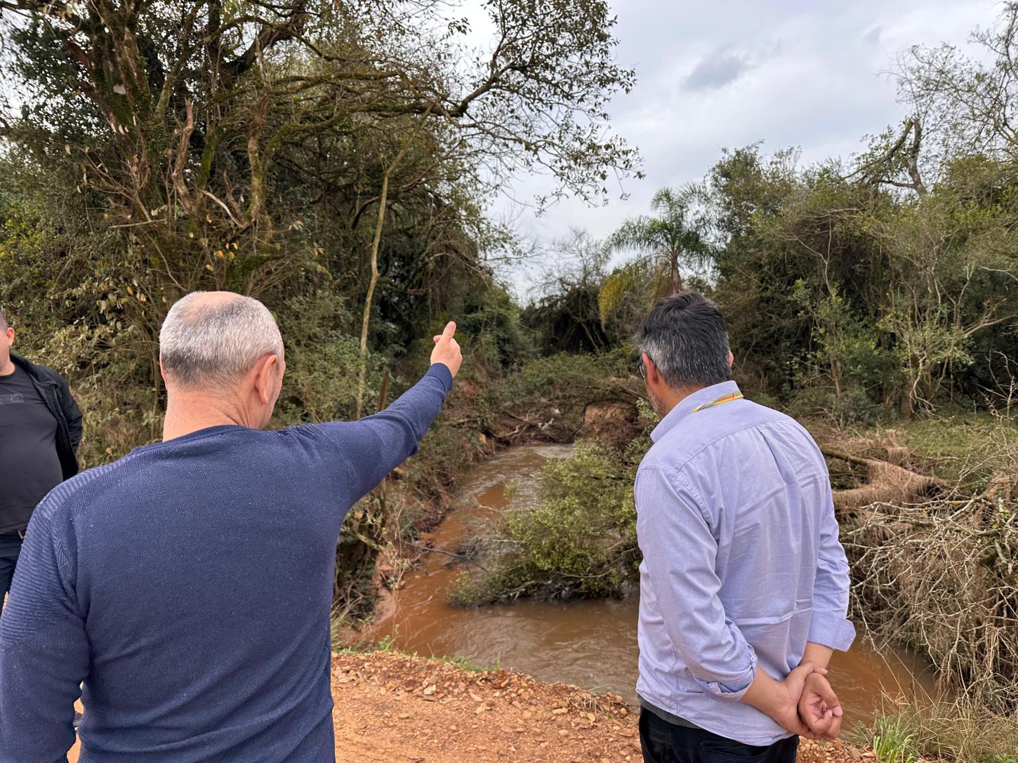 Rio Pardo e Estado avançam em parceria para desassoreamento de sangas