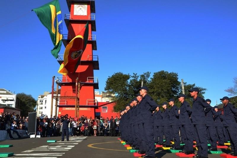 Bombeiros do RS abrem inscrições para 544 vagas de soldado temporário