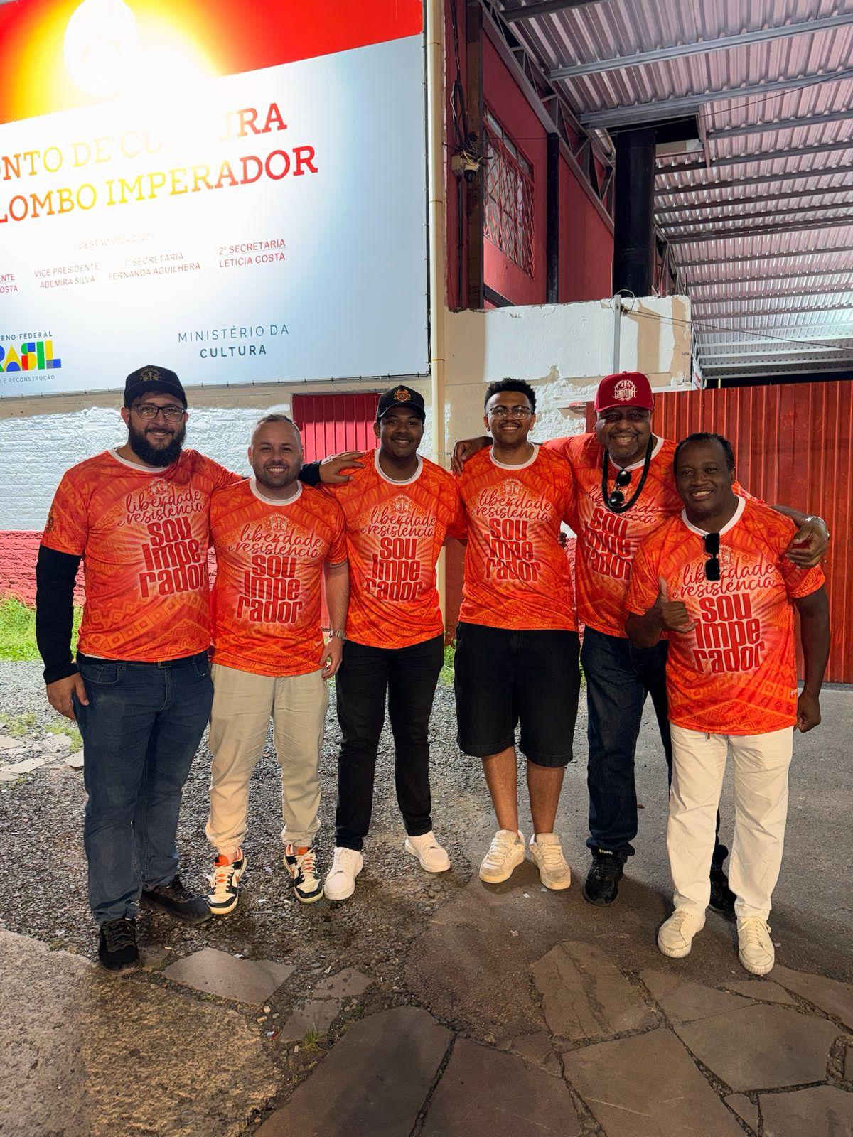 Rio-pardenses navegando no 