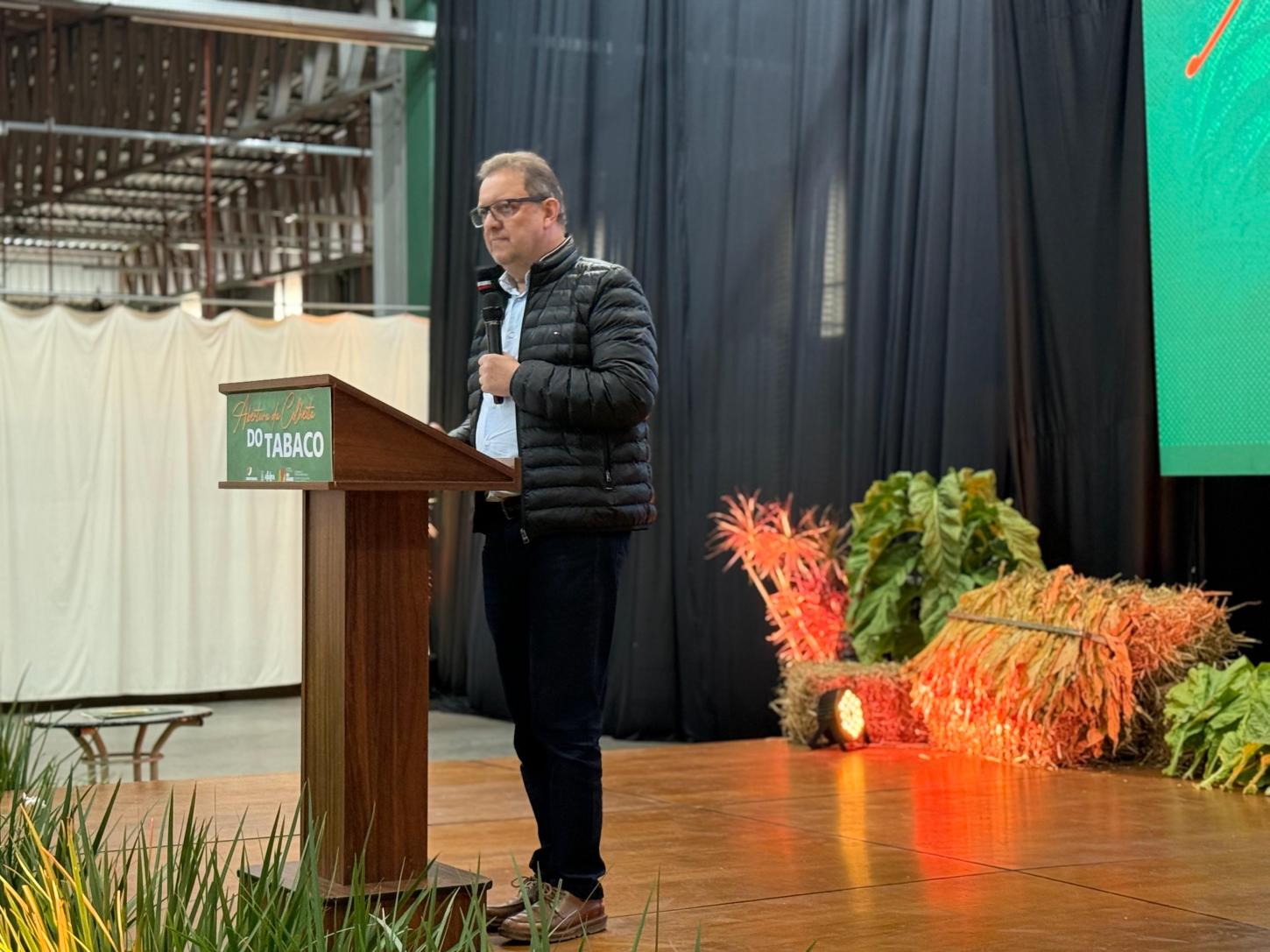 Mesmo sem acesso, comitiva vai à Genebra para COP 11