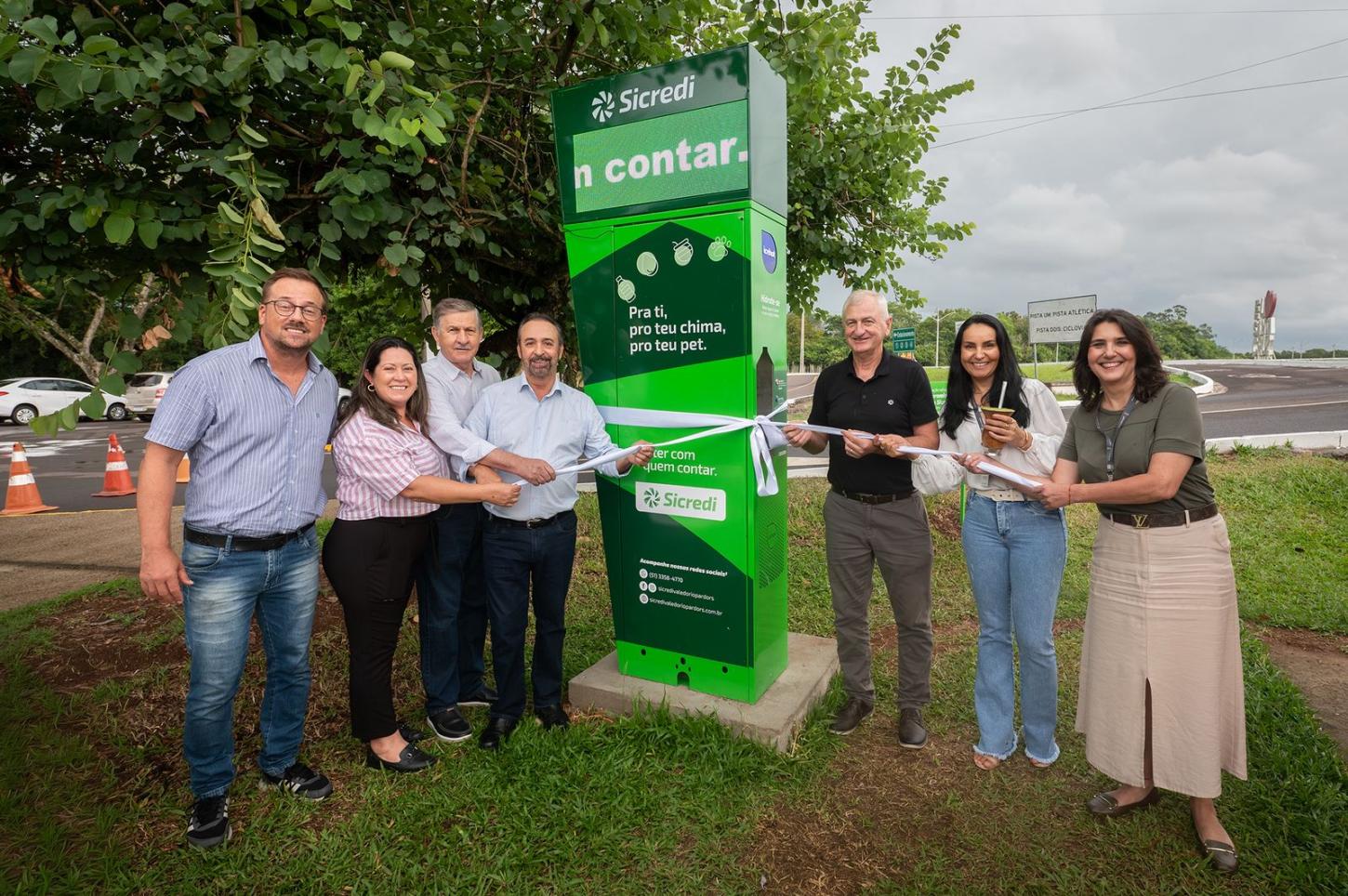 Lago Dourado é contemplado com uma estação de hidratação do Sicredi