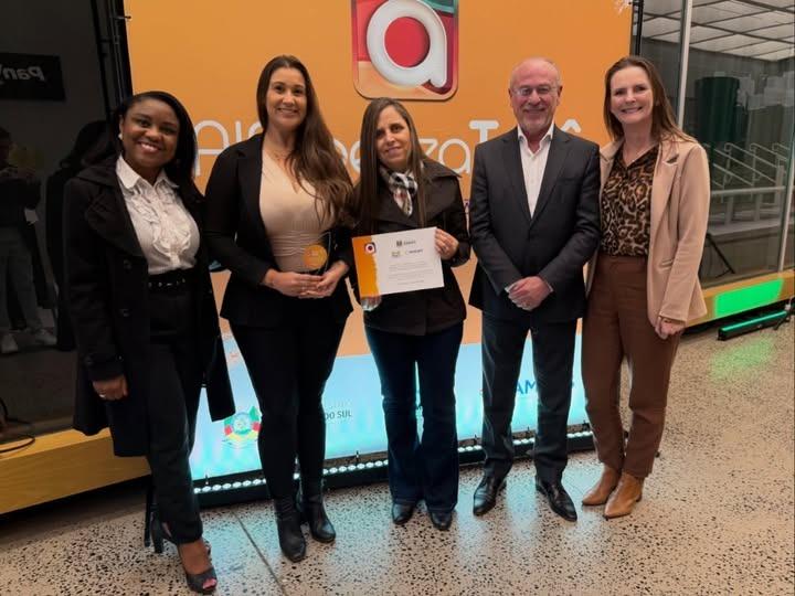 EMEF Antônio Olinto Meurer conquista Prêmio Alfabetiza Tchê com destaque regional