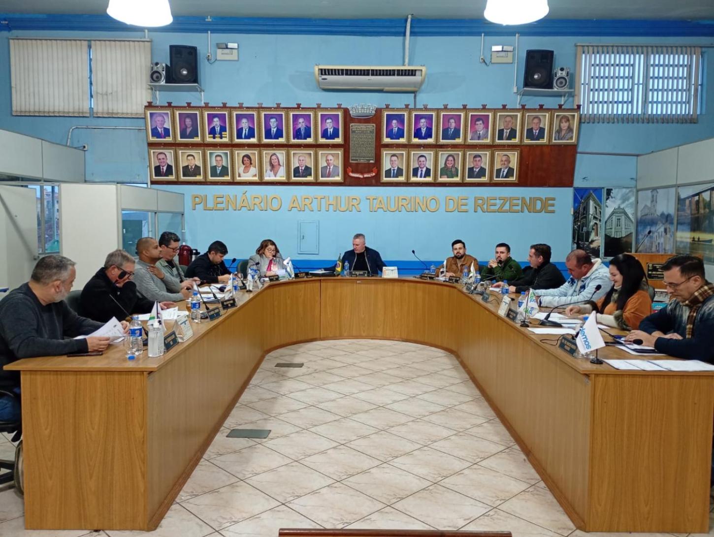 Câmara de Rio Pardo debate gestão do SAMU 