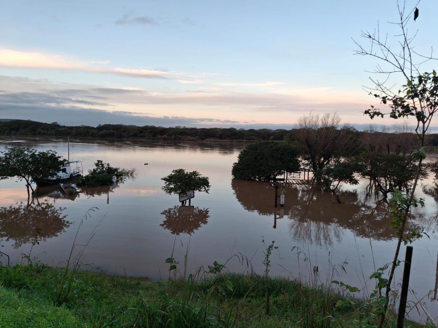 Rio Pardo entra em cota de alerta, mas Defesa Civil descarta risco imediato de enchente
