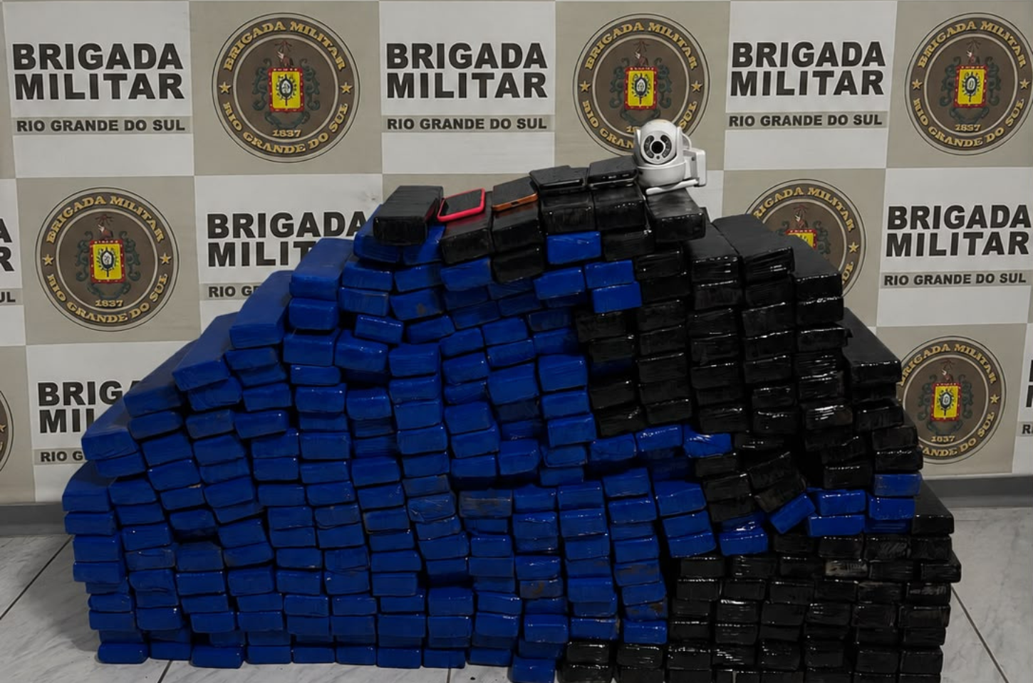 Apreensão de 191 kg de maconha termina com 4 suspeitos presos em Rio Pardo