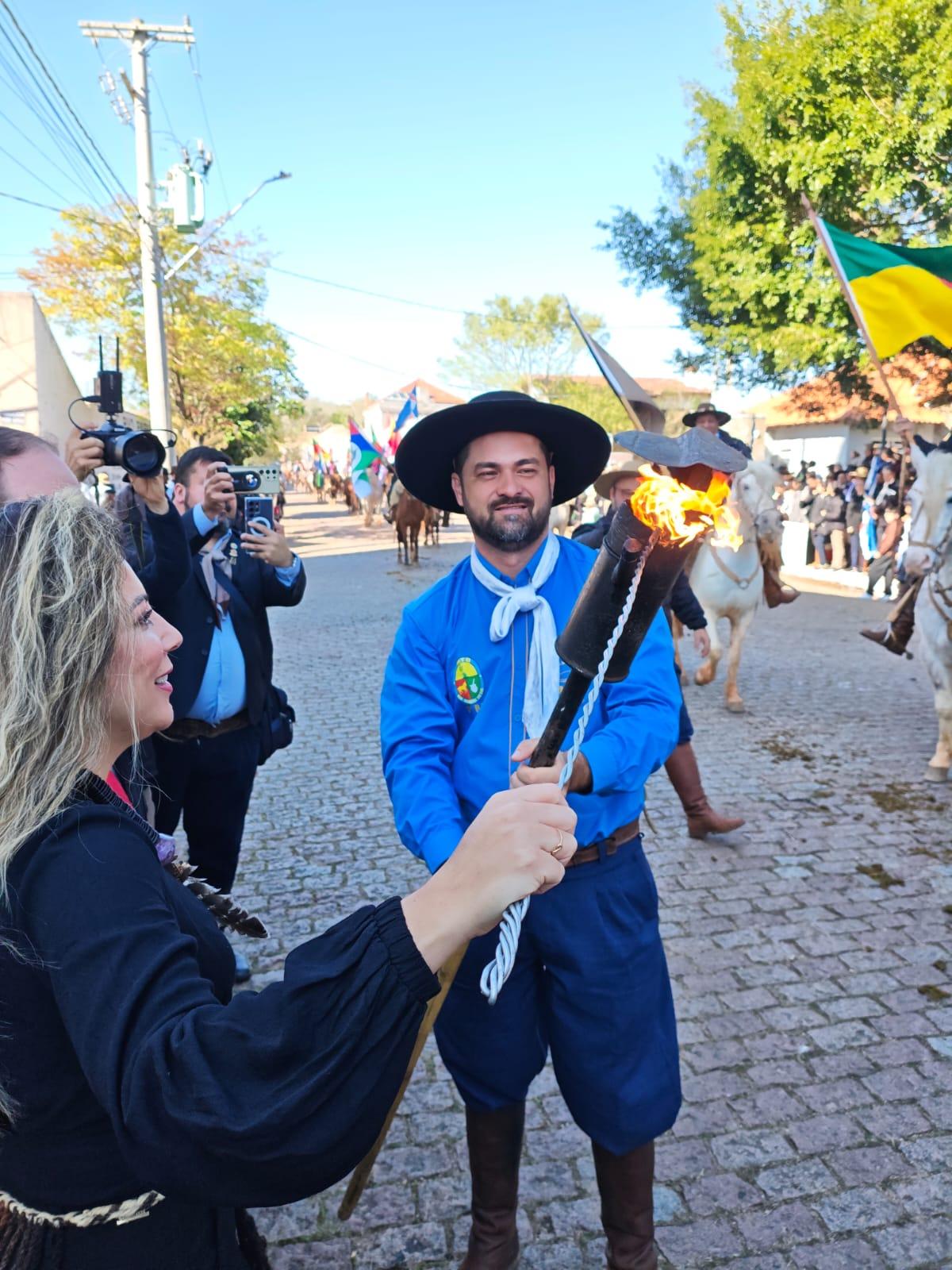 Chama é distribuída em Rio Pardo para ganhar o Rio Grande
