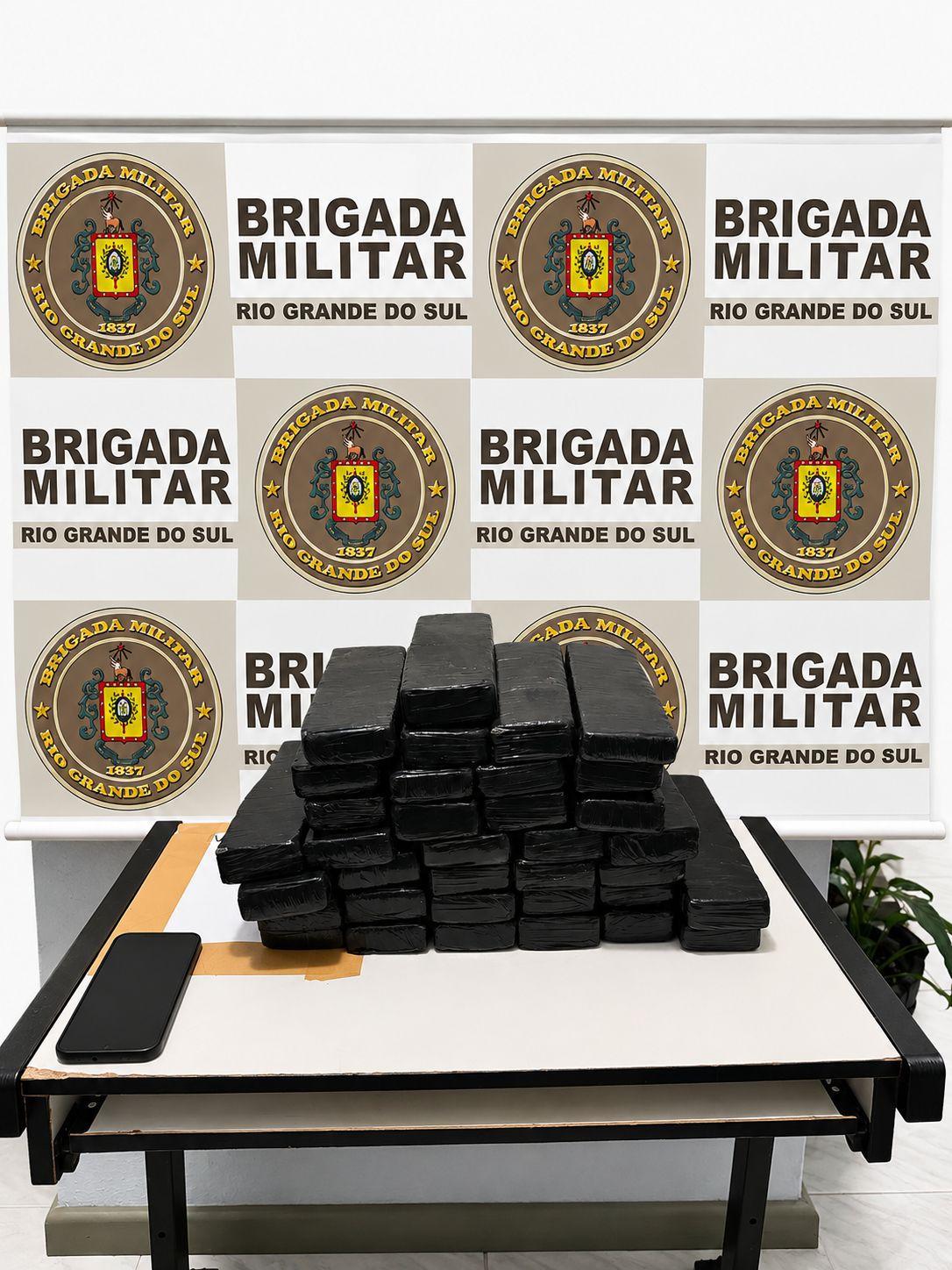 Homem é preso com 18,2 kg de maconha em Rio Pardo