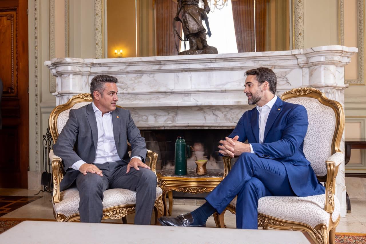 Leite e Zucco iniciam transição de governo no RS