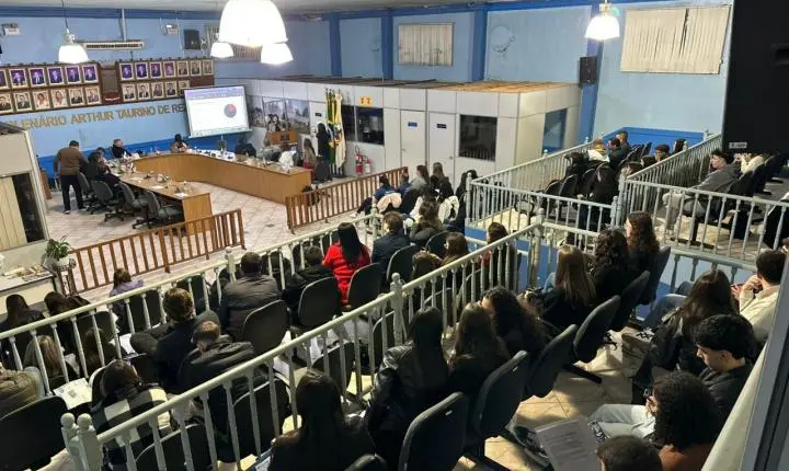 Estudantes de Direito da UNISC apresentam propostas para Rio Pardo na Câmara