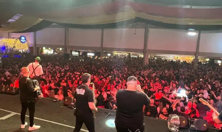 Oktoberfest supera 400 mil visitantes