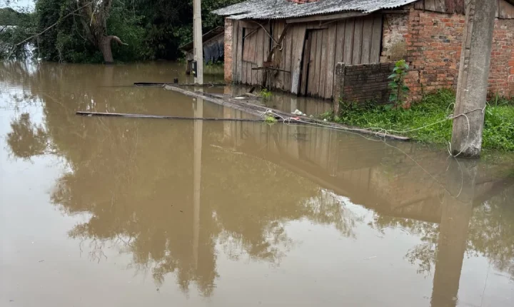 Rios mantêm níveis elevados em Rio Pardo